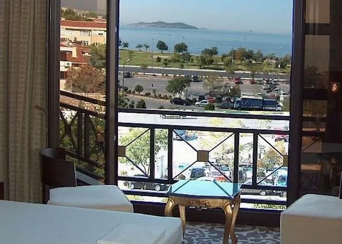 Hotel Suadiye 4*